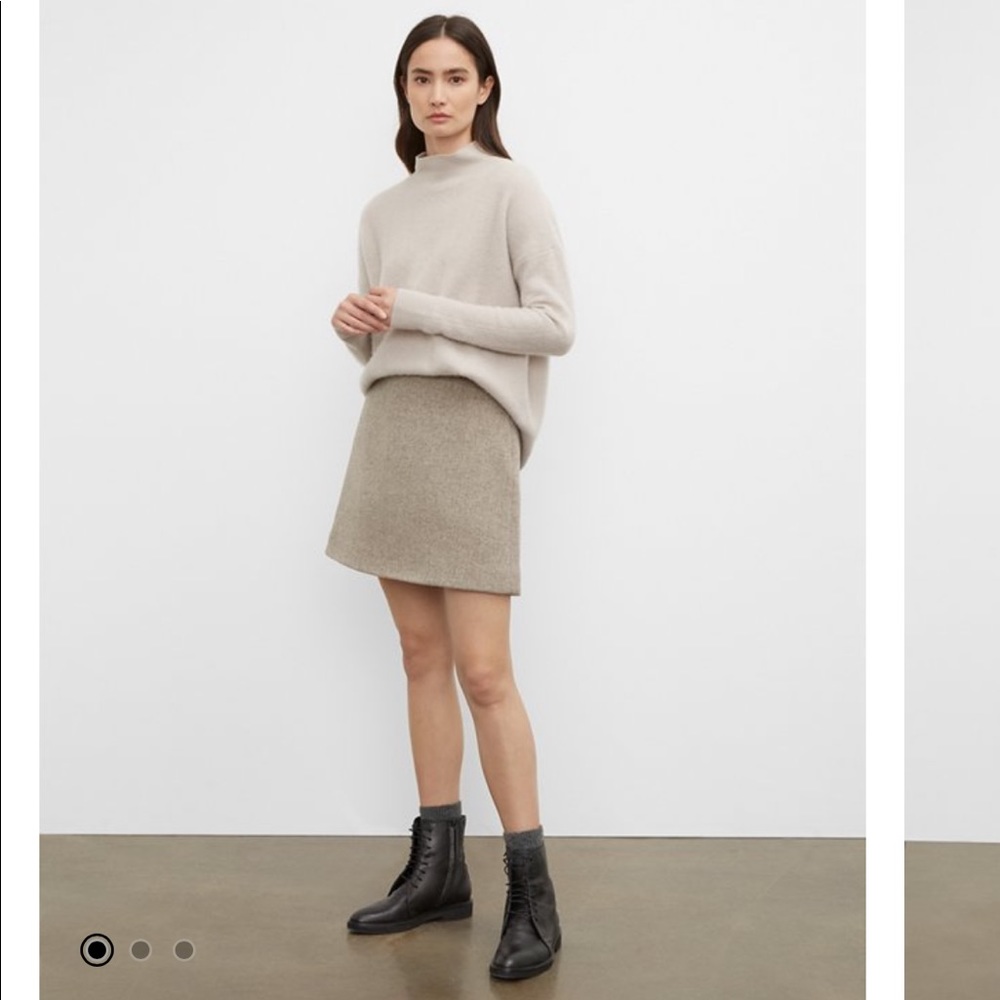 Club Monaco Centie Skirt in Mushroom